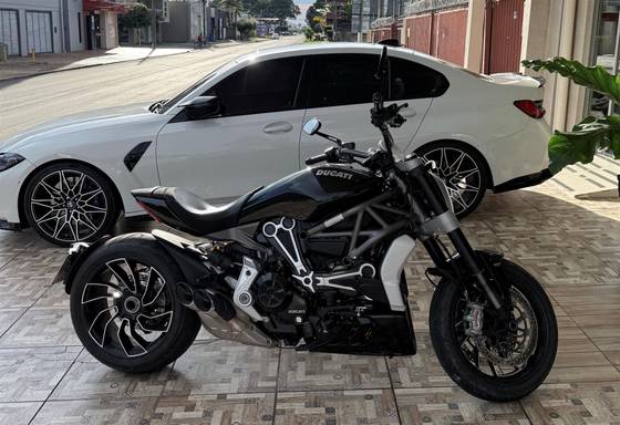 DUCATI DIAVEL 1260 S DUCATI DIAVEL 1260 S